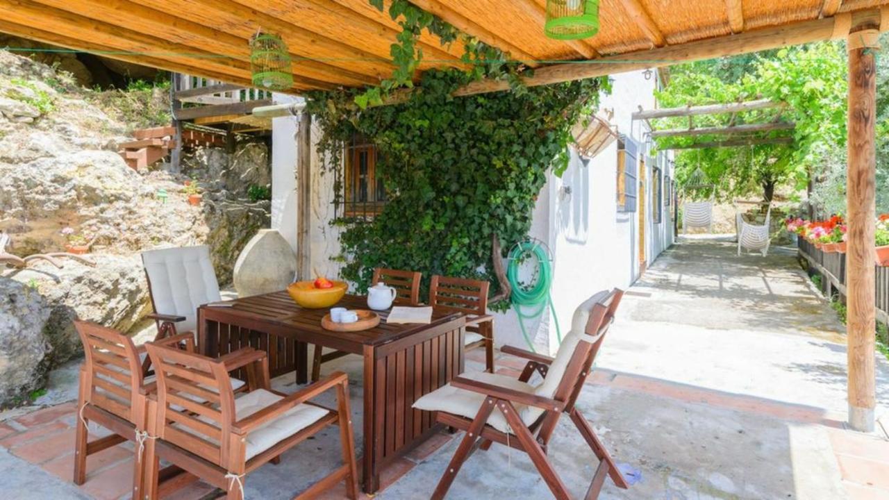 El Tajil * Algarinejo